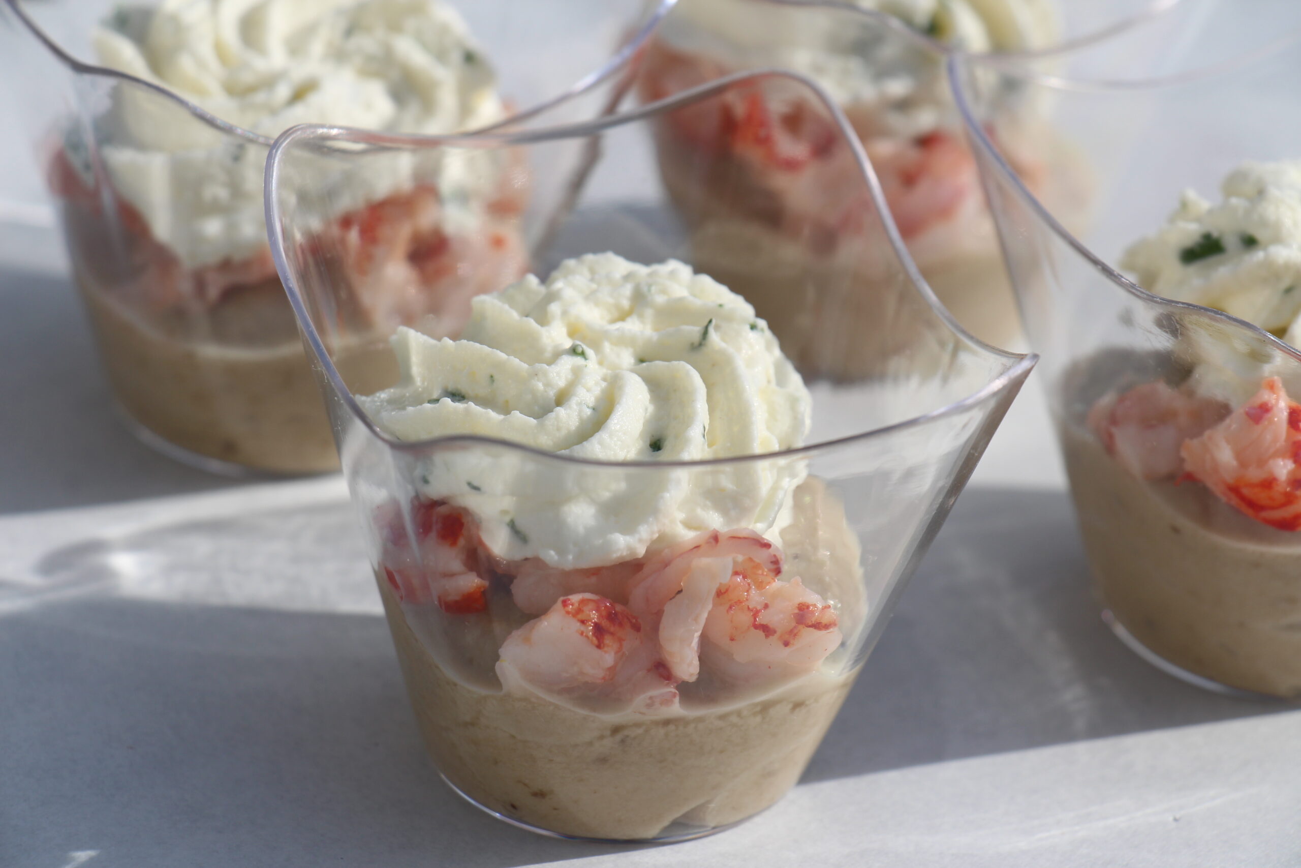 Au Palais Deric Traiteur Nantes Verrine Caviar Daubergine Ecrevisses Creme Aux Herbes